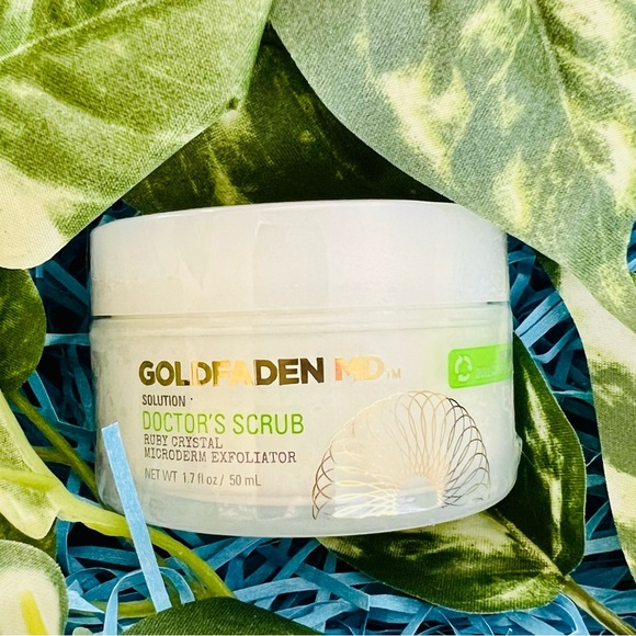 COPY - Goldenfaden MD Solution Doctor's Scrub - Ruby Crystal Microderm Exfoliat… - Picture 1 of 11